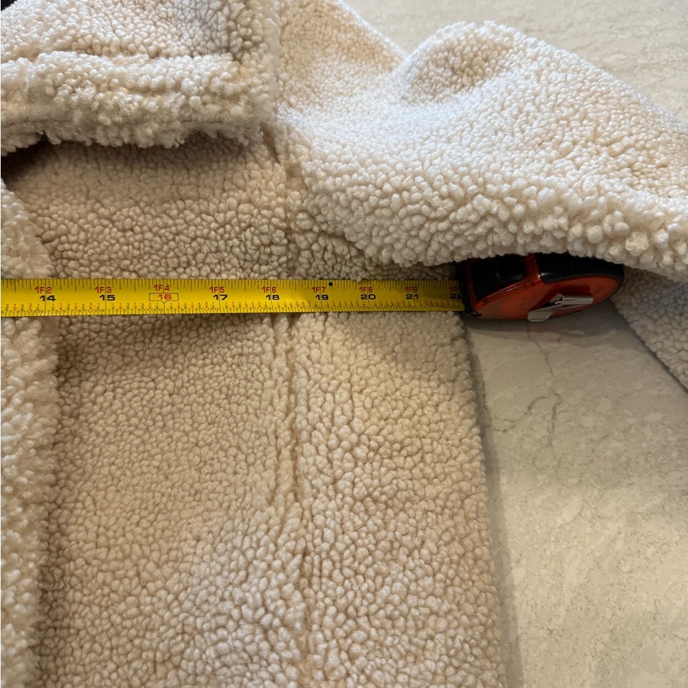 J Crew villa sherpa coat! Size 8 petite - Picture 8 of 12